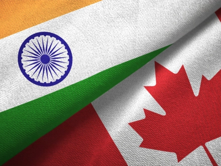 カナダとインドの貿易関係／国旗