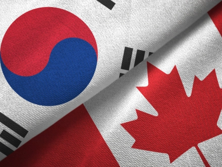 カナダと韓国の貿易関係／国旗